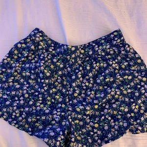 blue floral Abercrombie & fitch shorts